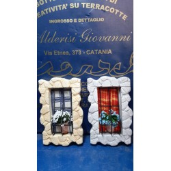 FINESTRA RETTANGOLARE CON GRATA CM6X9.5