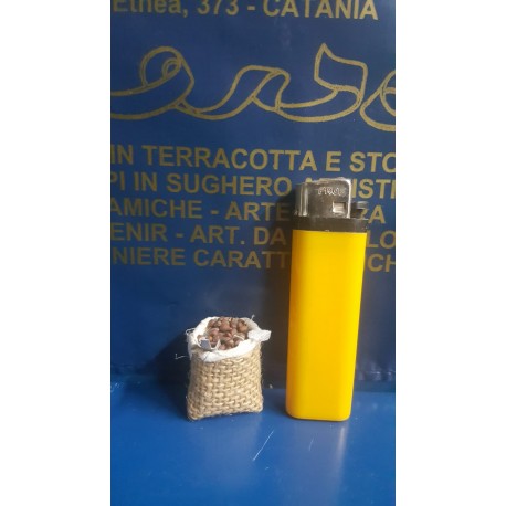 SACCO DI JUTA CON CASTAGNE