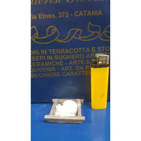MAIDDA IN LEGNO CON FARINA