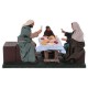 famiglia a cena con bambino in movimento